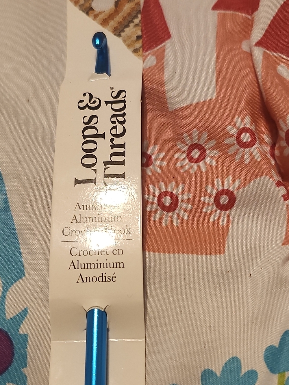 Loops & Threads Aluminum Crochet Hook - Metallic Blue